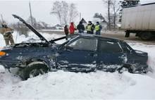 В Ярославской области «пятнадцатая» улетела в кювет и перевернулась