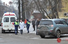 В центре Ярославля столкнулась «четырнадцатая» и Мицубиси. С фото