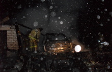 В Ярославской области сгорел гараж вместе с автомобилем