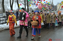 В Ярославле Надежда принимала парад масленичного войска