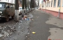Дом Валентины Терешковой в центре Ярославля завален мусором