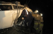 В Ярославской области водитель «пятнадцатой» снес фонарный столб и скрылся с места аварии