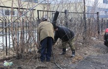 Автостоянку в Ярославле сносят за долги (с фото)