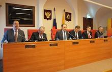 Идет заседание Ярославской областной Думы (с фото)
