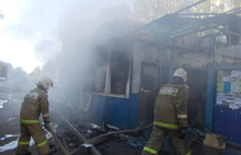 В Ярославле горел остановочный комплекс