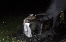 В Тутаевском районе ночью перевернулась в кювет и сгорела иномарка