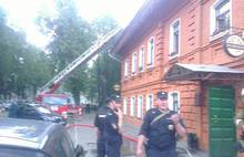 В субботу после полудня в Ярославле горела крыша «Дудки-бара»