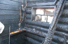 В Рыбинском районе рано утром сгорела баня