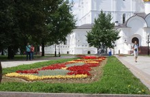 В Ярославле завершили работу по цветочному оформлению города