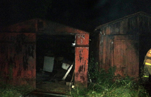 В Рыбинске сгорели гаражи