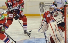 В первом матче плей-офф с череповецкой «Северсталью» ярославские хоккеисты повели в счете, но победу упустили. Фоторепортаж