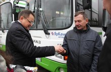 Ярославским водителям вручили ключи от новых автобусов