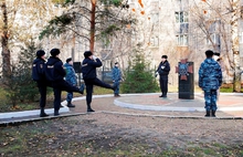 В Ярославле открыт памятный знак погибшим сотрудникам службы вневедомственной охраны