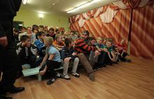 В Багрянниковском детском доме побывали артисты ярославского цирка и кинематографисты