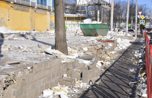 В центре Ярославля на улице Свободы по-прежнему грязно. Фоторепортаж