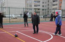 В Ярославле продолжается строительство многофункциональных спортивных площадок