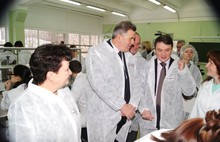 Губернатор Сергей Ястребов и руководство компании «Такеда» подписали Соглашение о развитии фарминдустрии
