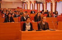Ярославские школьники обсудили в Думе зарплаты учителей