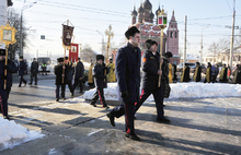 Сегодня в Ярославле состоялся крестный ход к памятнику Ярославу Мудрому. Фоторепортаж