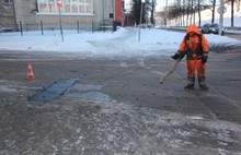 На улице Терешковой в Ярославле провели аварийно-ямочный ремонт