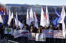 В Ярославле на митинг в честь присоединения Крыма к России собралось около пяти тысяч человек