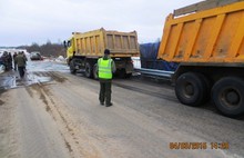 В Ярославской области завершается ремонт моста через реку Ухтому