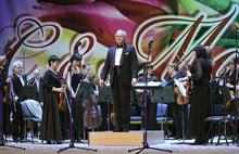 В Ярославле дали праздничный концерт для женщин. Фоторепортаж