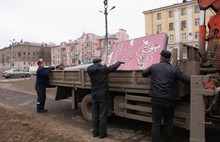 Незаконные рекламные конструкции в Ярославле демонтируются