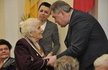 Сергей Ястребов вручил юбилейные медали в честь 70-летия Победы ветеранам Переславского района