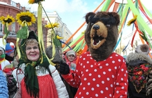 В Ярославле начали праздновать широкую Масленицу. Фоторепортаж