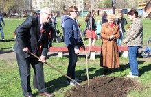 В Ярославле вновь высаживали деревья в честь юбилея Победы