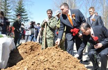 В Ярославской области торжественно перезахоронили прах двух неизвестных солдат