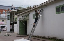 В Ярославле начался демонтаж «Гостиного дворика»
