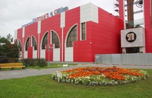 В Красноперекопском районе Ярославля цветов высадили на 25 тысяч рублей