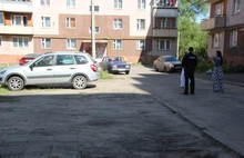 В Ярославле прошел очередной рейд по незаконным парковкам на газонах