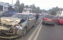 Одна из пострадавших в ДТП на Октябрьском мосту в Ярославле скончалась