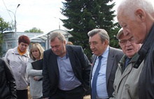 Общественный комитет при департаменте дорожного хозяйства проверил, как идет реконструкция площади Волкова  в Ярославле