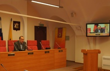 Студенты ЯрГУ посидели в депутатских креслах Ярославской областной Думы