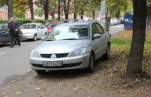 В центре Ярославля прошел очередной рейд по несанкционированным парковкам