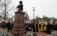 В Ярославле открыли памятник императору Александру II