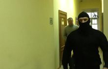 В Кировском суде Ярославля начались судебные заседания по избранию меры пресечения Даниленко и Комарову