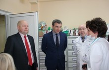 Алексей Малютин проверил качество ремонта поликлиники при больнице № 3