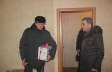 Три ярославские семьи получили от мэрии ключи от новых квартир
