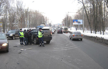 На Тутаевском шоссе в Ярославле столкнулись три машины