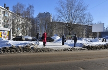 В Ярославле война с ларьками приобретает самые уродливые формы. Фоторепортаж