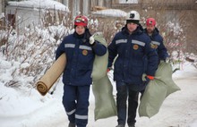 Жители рухнувшего подъезда дома в Ярославле смогли еще раз побывать в своих квартирах