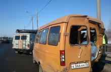 В Ярославле пять работников дорожной службы получили множественные переломы