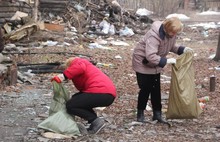 На Среднем поселке в Ярославле прошел большой субботник