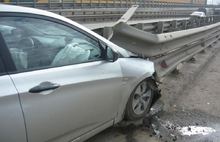 В Ярославле водитель, 10 раз привлекавшийся за превышение скорости, протаранил дорожное ограждение