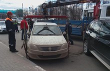 В Ярославле усилили работу по эвакуации автомобилей с остановок общественного транспорта